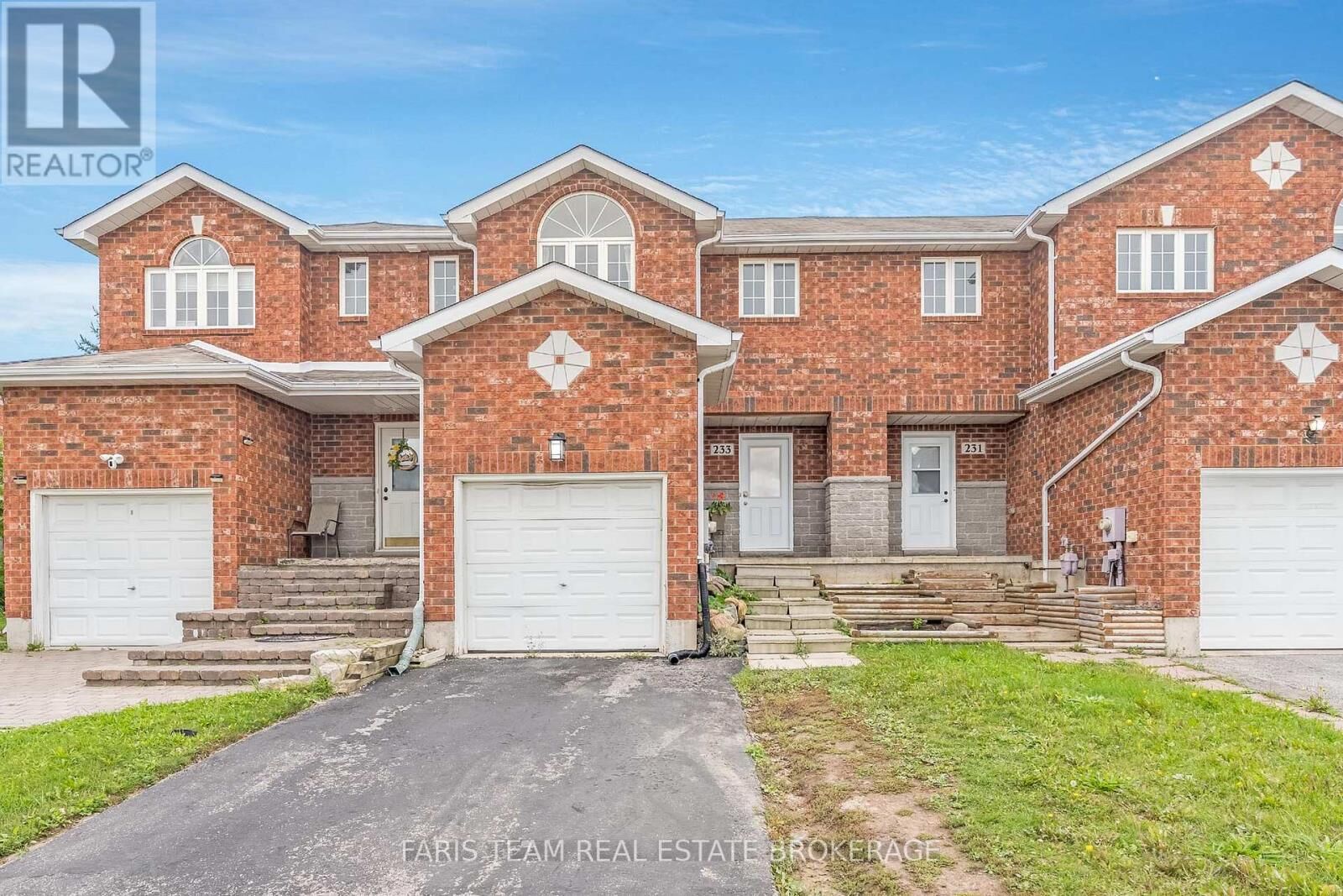 Property Photo: 233 Stanley Street ON L4M 6X9