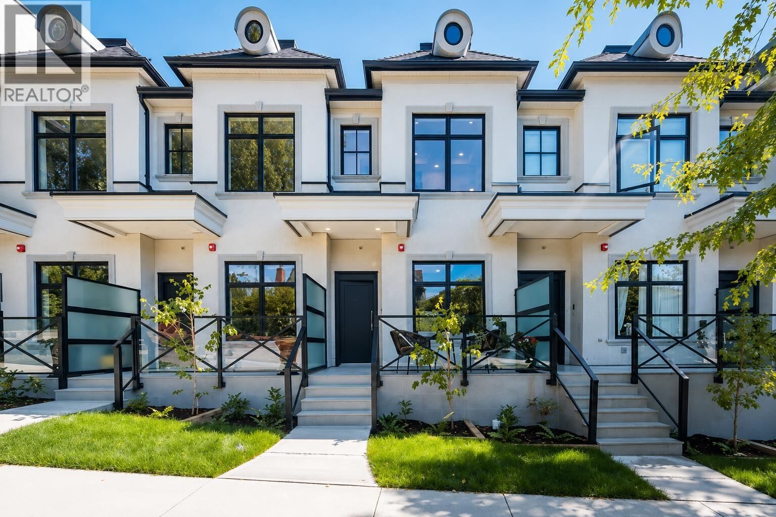 Property Photo:  1512 West 61st Avenue  BC V6P 0L5 