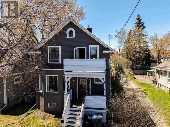 Property Photo:  291 McIntyre St  ON P7A 3B5 