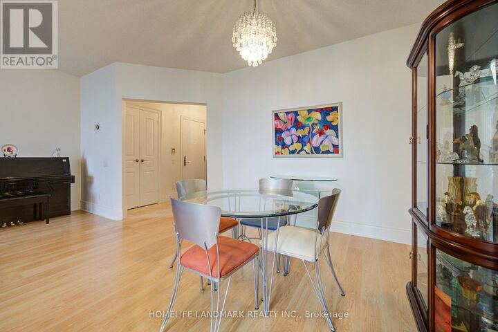 Property Photo:  8 McKee Avenue 802  ON M2N 7E5 