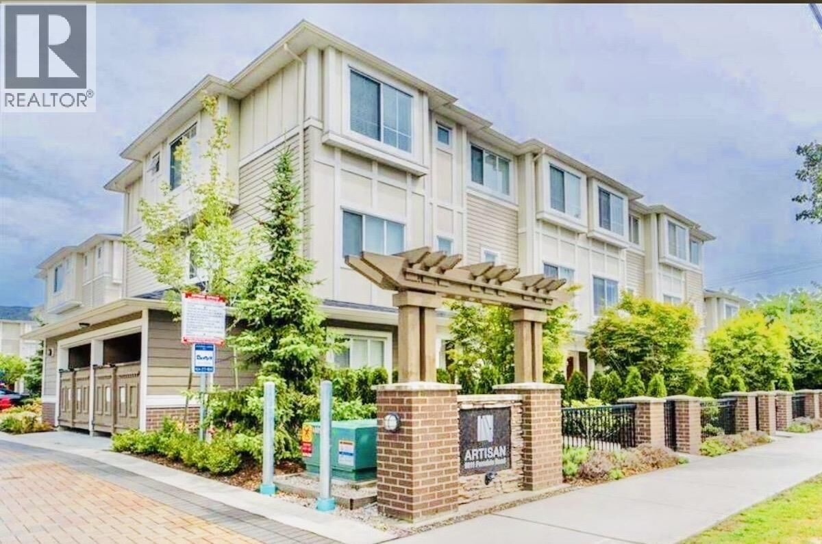 Property Photo:  9811 Ferndale Road 16  BC V6Y 1X4 