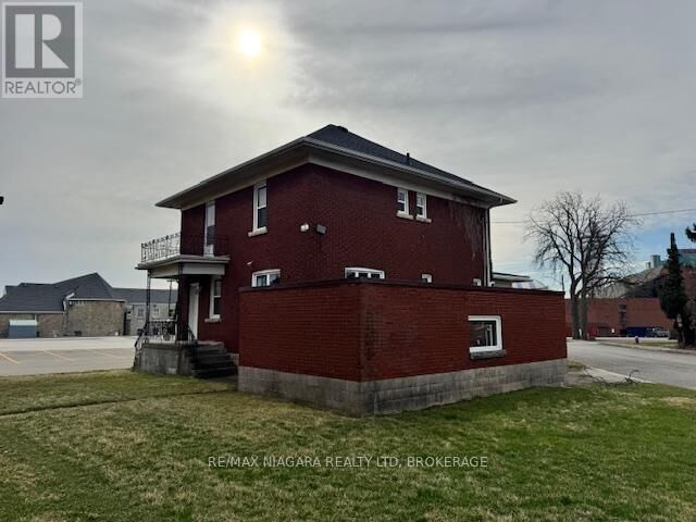 Property Photo:  4893 Hunter Street  ON L2G 3M8 