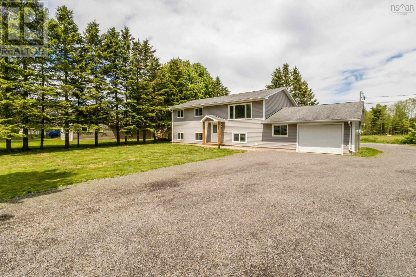 Property Photo:  47 Saxon Street  NS B0P 1J0 