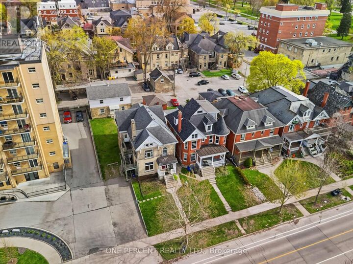 Property Photo:  307 Central Avenue  ON N6B 2E5 