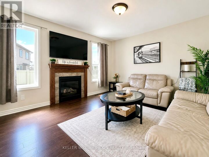 Property Photo:  108 Solaris Drive  ON K2M 0M1 