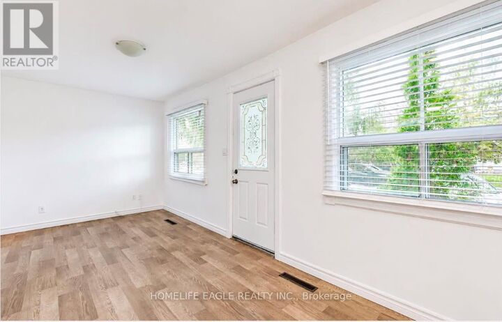 Property Photo:  142 Riveredge Drive  ON L4P 2P3 
