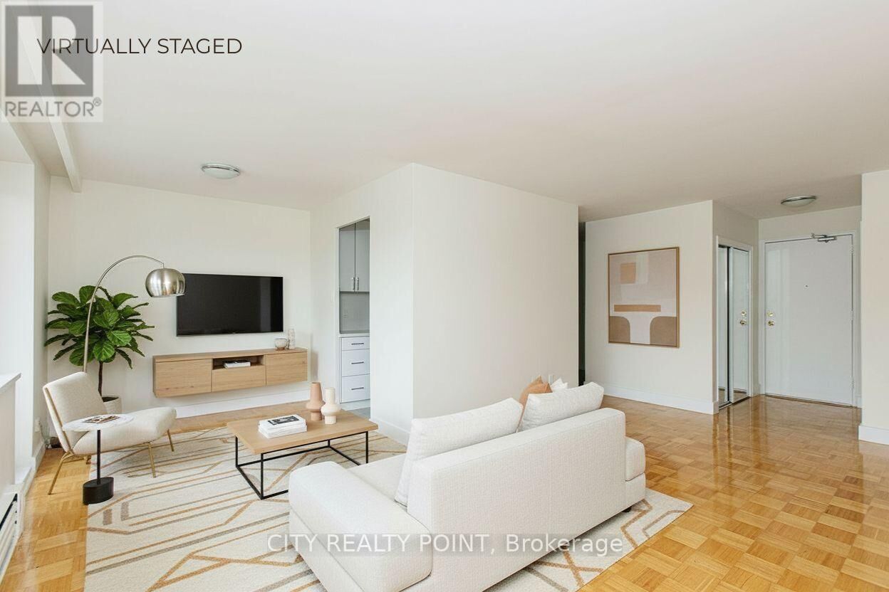 Property Photo: 2 Grandstand Place 403 ON M4H 1E2