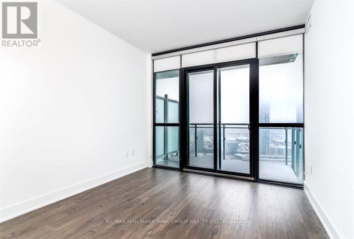 Property Photo:  2916 Highway 7 Road 3206  ON L4K 0K6 