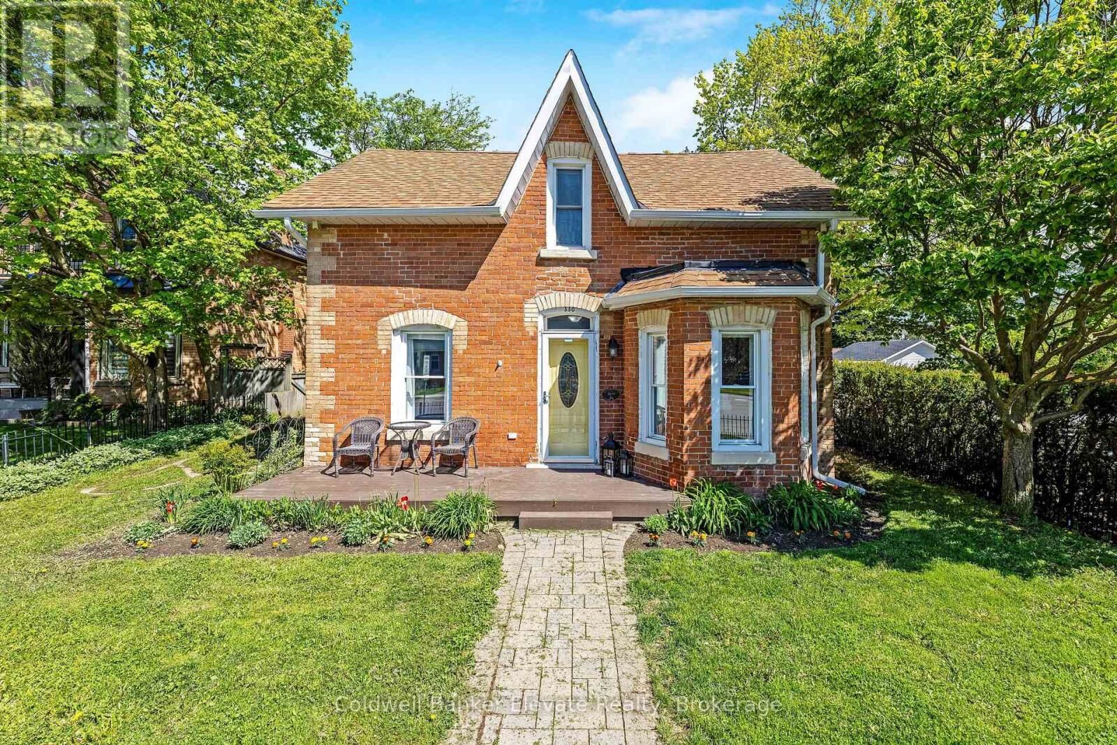 Property Photo:  330 Main Street East  ON L0N 1S2 