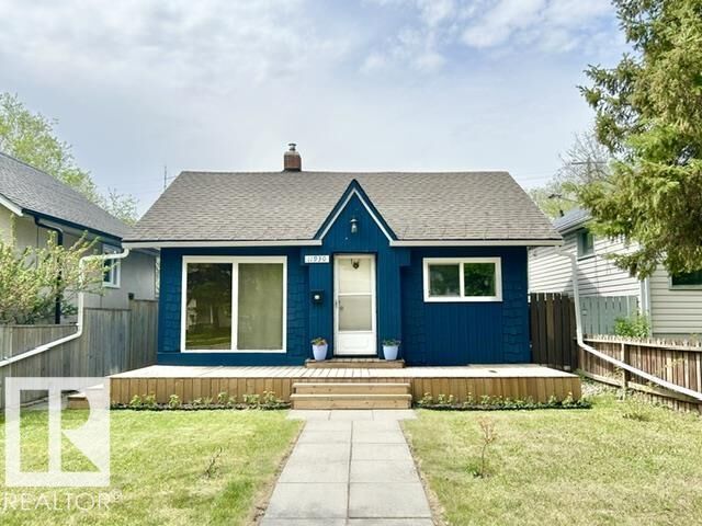 Property Photo:  11930 95A Street NW  AB T5J 1R5 