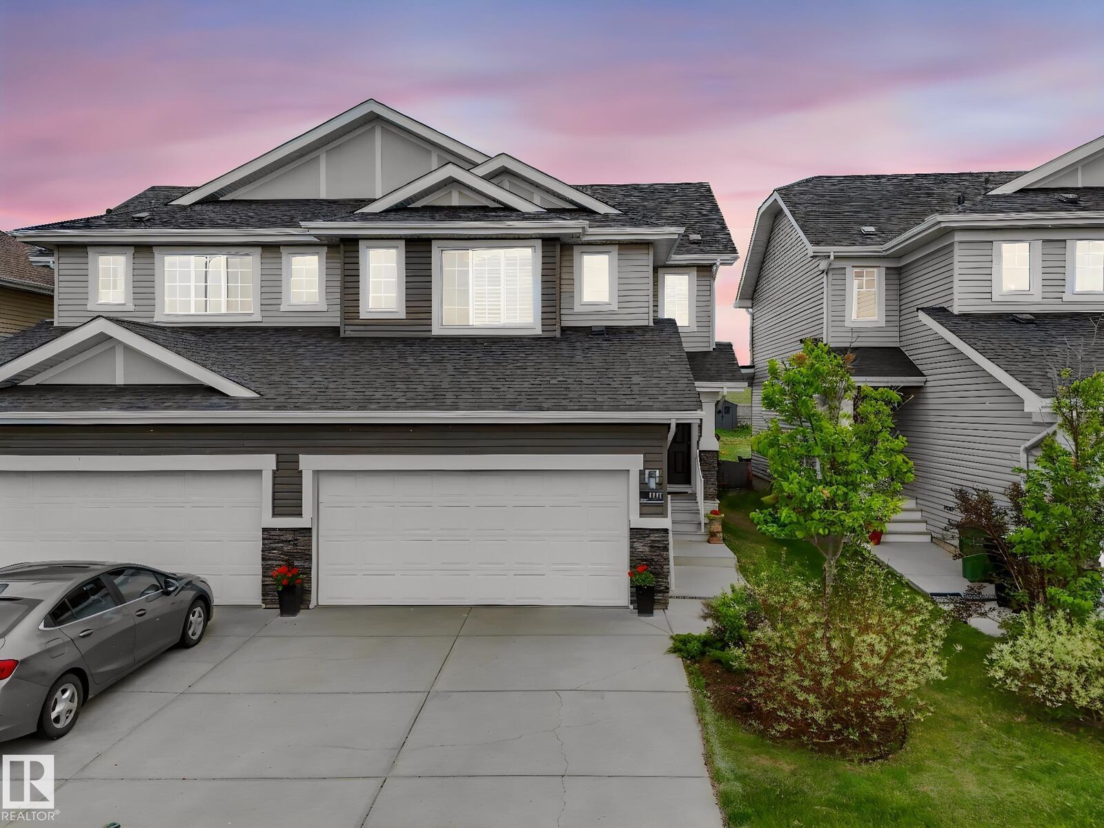 Property Photo:  1277 Starling Drive NW  AB T5S 0K4 