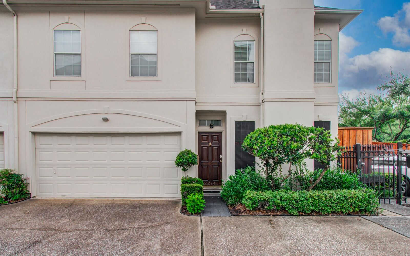 Property Photo: 2214 W Holcombe Boulevard TX 77030