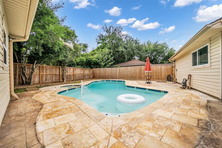 Property Photo: 4303 Long Grove Drive TX 77586