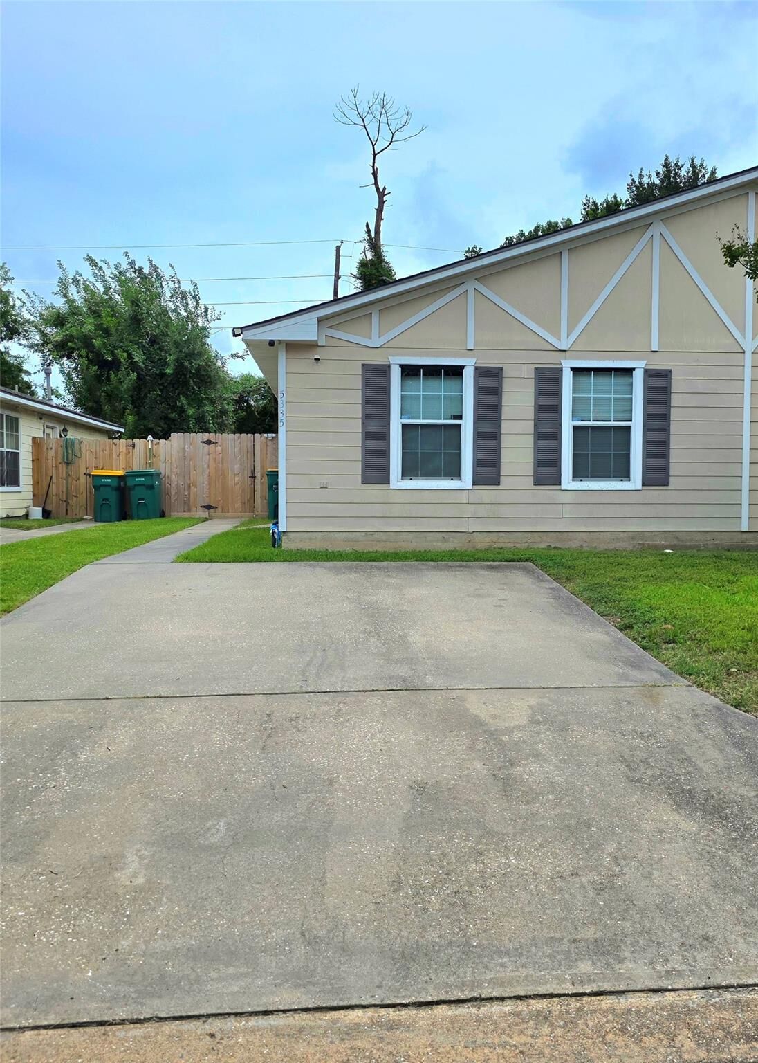 Property Photo: 5335 Cherie Crest Court TX 77088