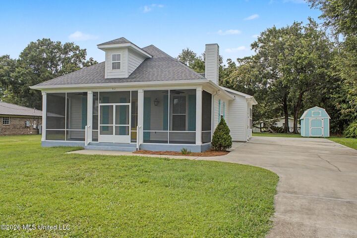 Property Photo: 412 E 3rd Street MS 39560