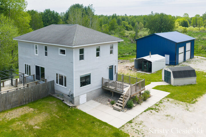 Property Photo: 2162 S Stone Road MI 49412