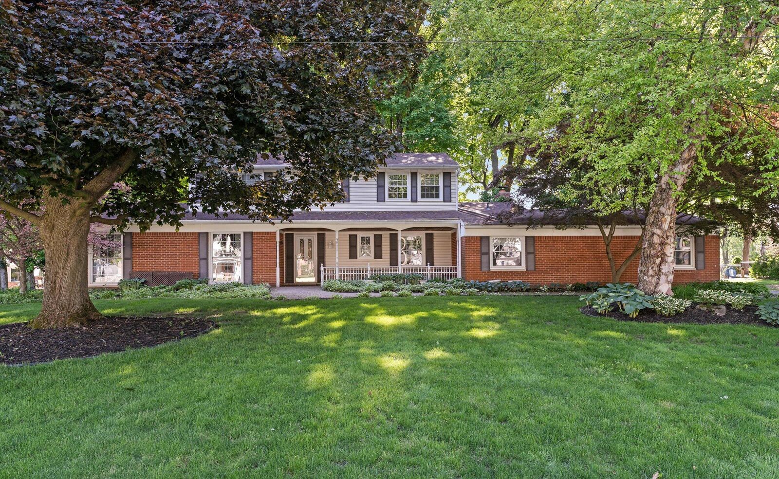 Property Photo:  23260 Ennishore Drive  MI 48375 