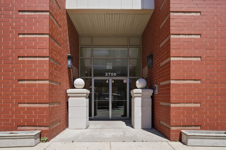 Property Photo: 2700 W Belmont Avenue 403 IL 60618
