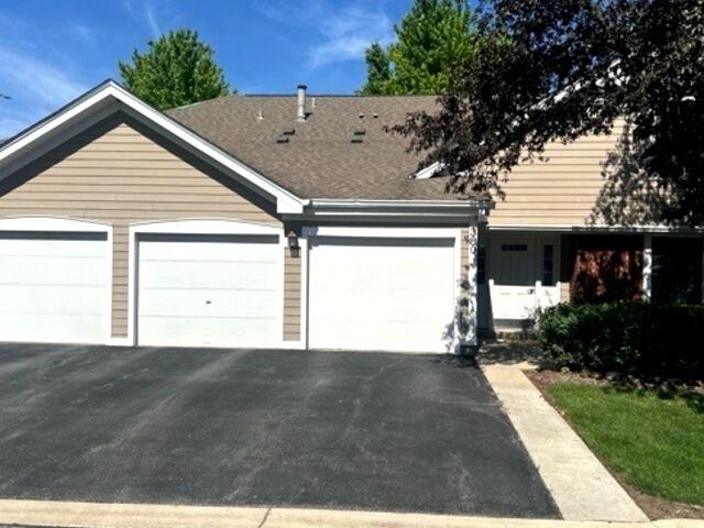 Property Photo:  380 Heather Court 2B  IL 60193 