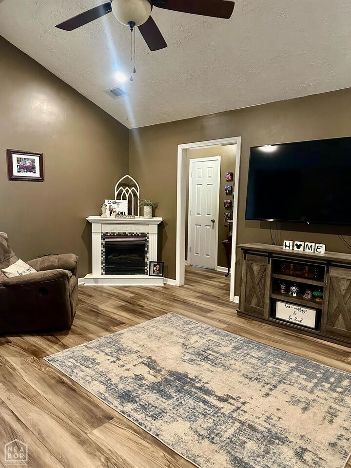 Property Photo:  834 Future Street  AR 72442 