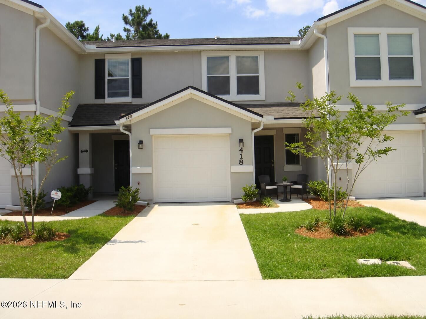 Property Photo: 418 Walnut Drive FL 32259