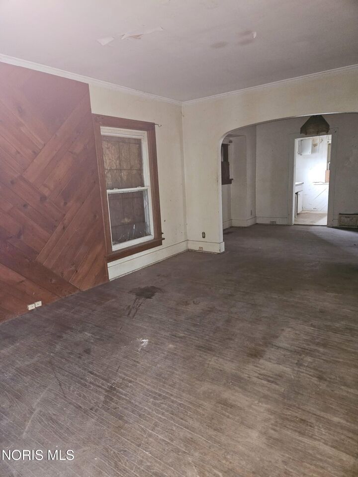 Property Photo: 901 Toronto Avenue OH 43609