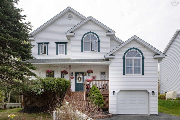 Property Photo: 10 Blanchard Crescent NS B4A 4C5