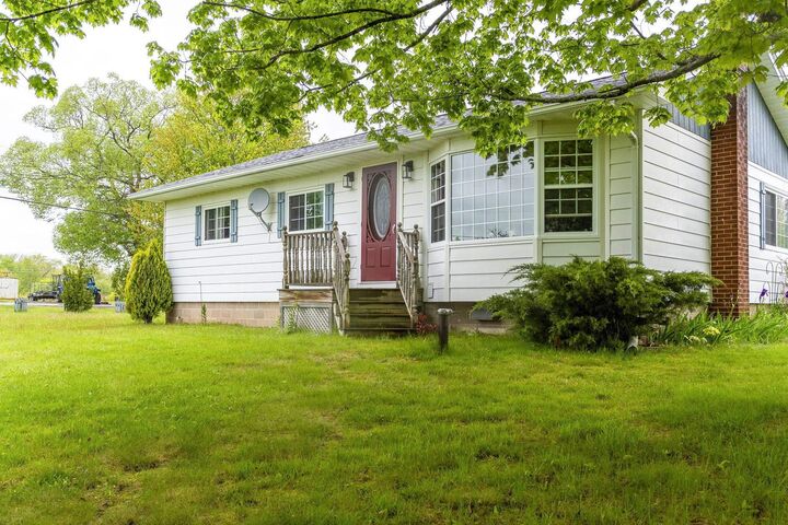 1878 Torbrook Road — photo 1