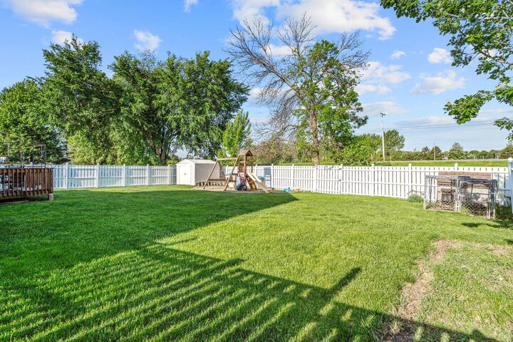Property Photo:  2012 Sunnyview Lane  MN 55057 