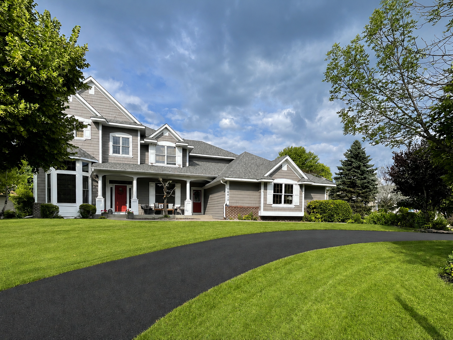 Property Photo:  18412 Pathfinder Drive  MN 55347 