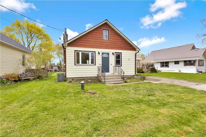 Property Photo:  29 Alexander Street  ON N0E 1A0 