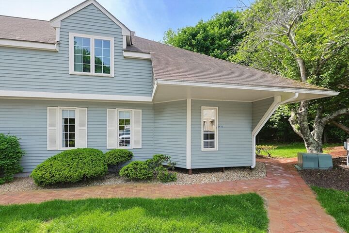 Property Photo:  2 Strathmore Shire Dr A  MA 01569 