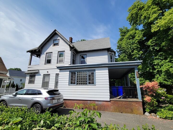 Property Photo:  635 Salem St  MA 02148 