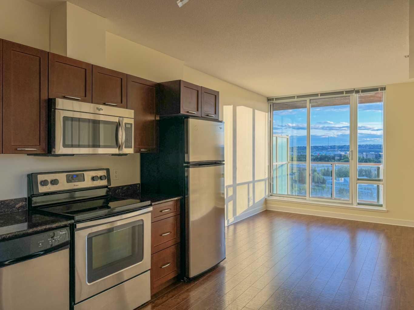 Property Photo: 3830 Brentwood Road NW 1307 AB T2L 1K8