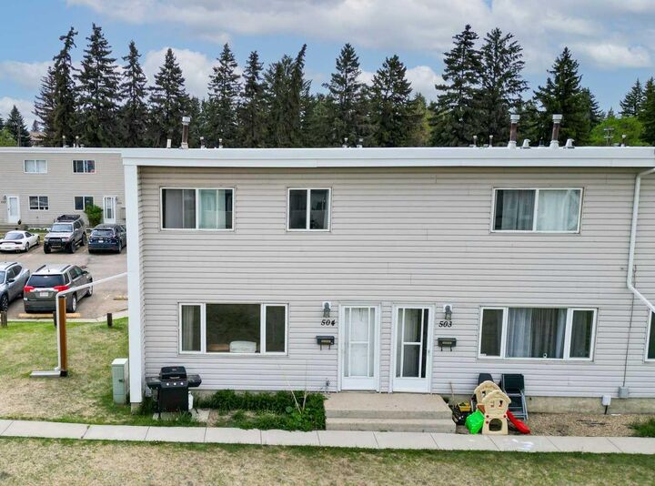 4719 33 Street 504 — photo 1