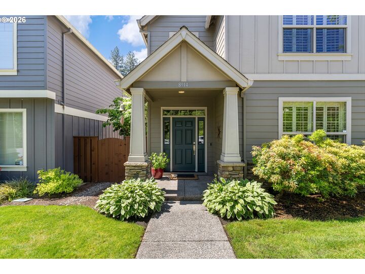 Property Photo: 8914 SW Taylors Ferry Rd OR 97223