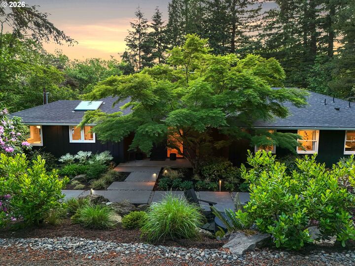 Property Photo:  1211 SW Highland Rd  OR 97221 