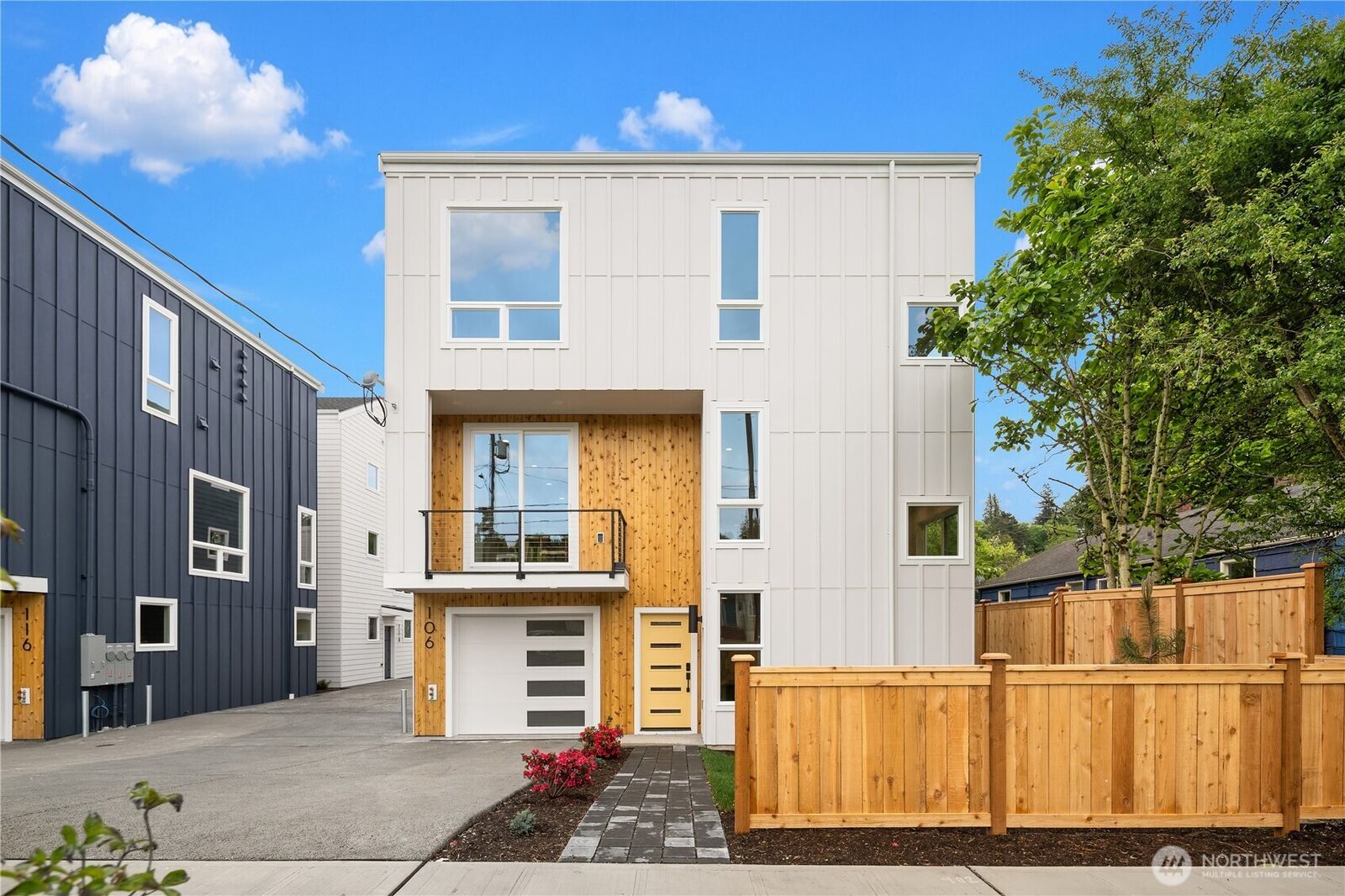 Property Photo: 106 29th Avenue E WA 98112