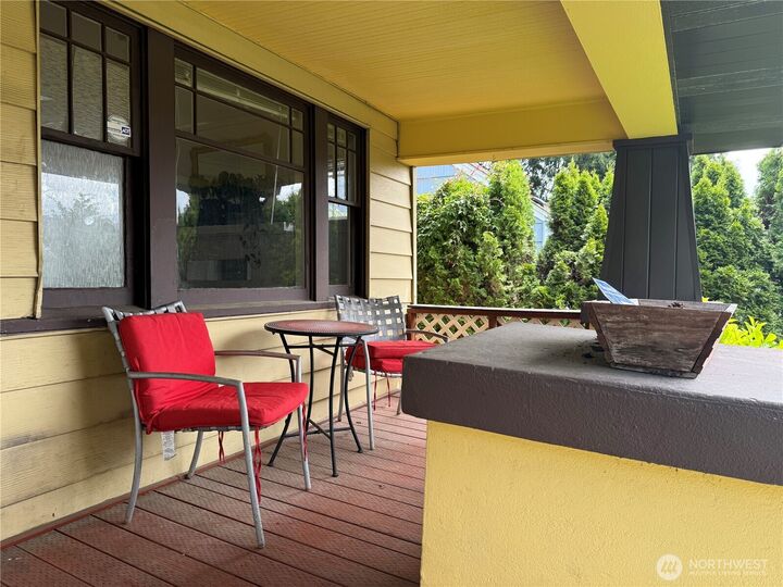 Property Photo:  6129 S Park Avenue  WA 98408 