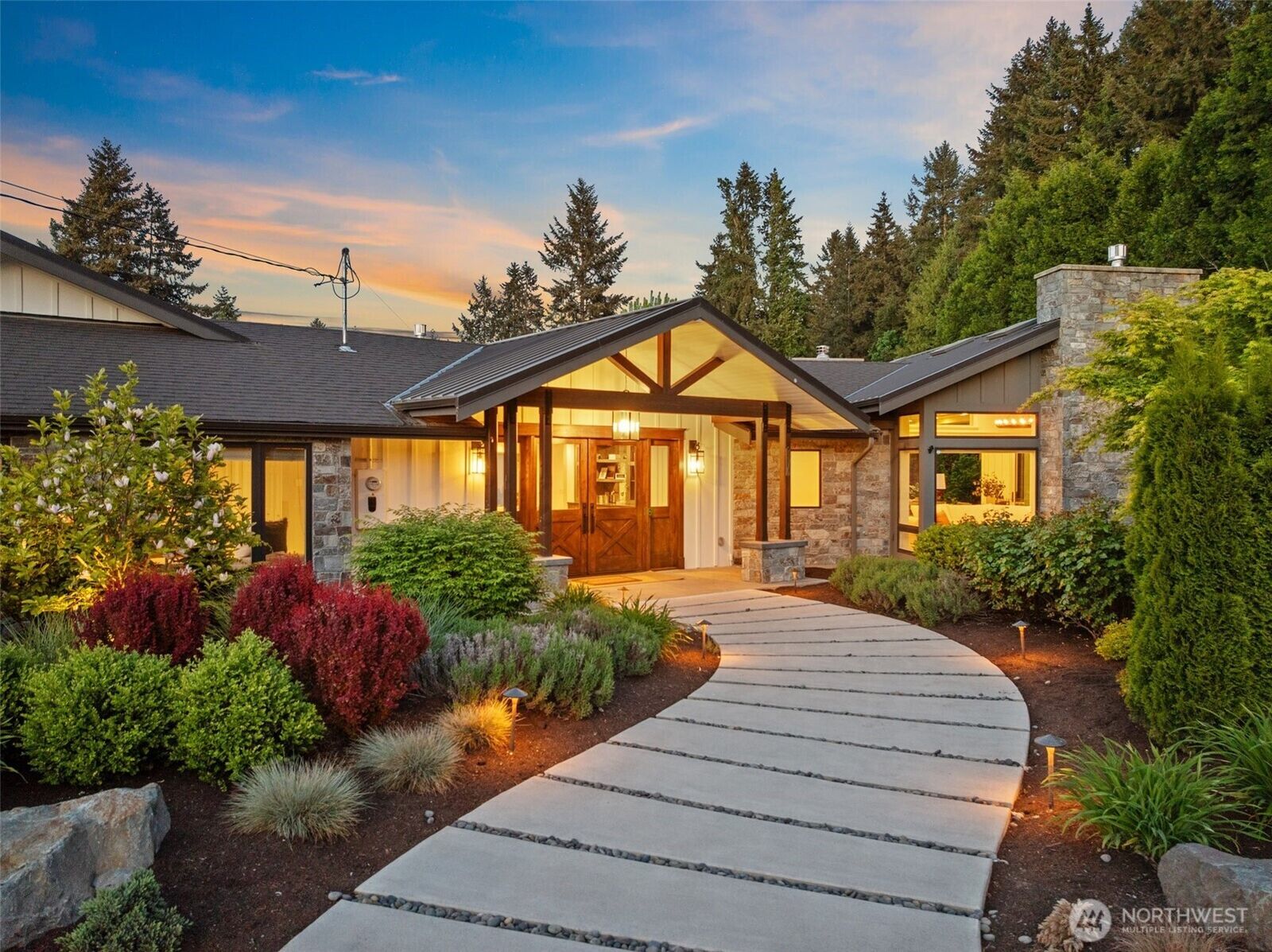 Property Photo:  6006  128th Avenue NE  WA 98033 