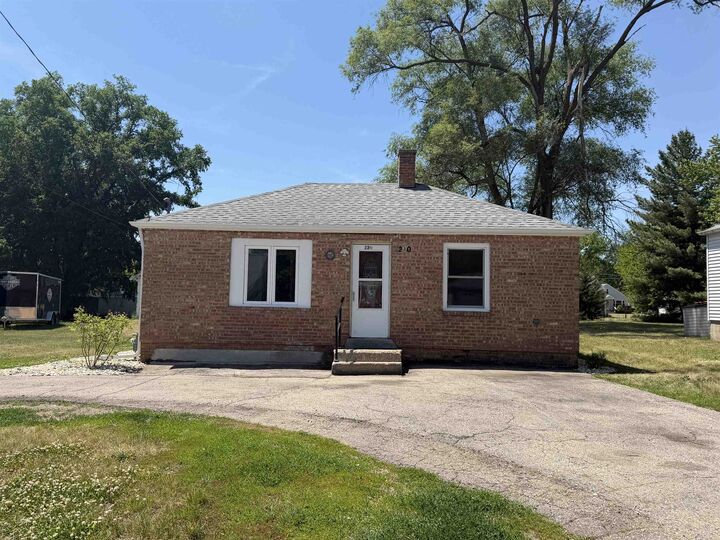 Property Photo: 230 S Hackett Street IL 61080