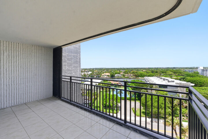 Property Photo:  1167 Hillsboro Mile 707  FL 33062 