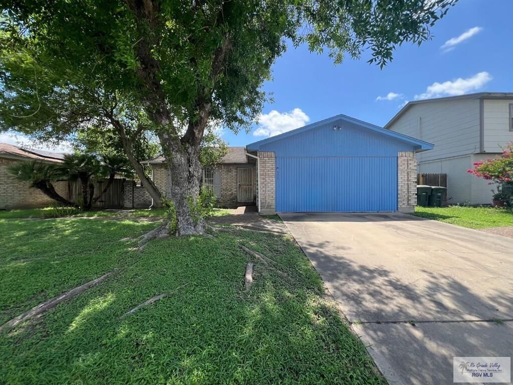 Property Photo:  1513 Haverford Blvd  TX 78552 