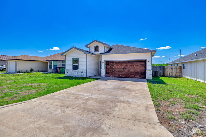 Property Photo:  1605 Cloud Street  TX 76905 