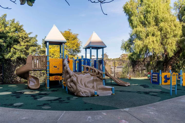 Property Photo: 889 Date St 205 CA 92101