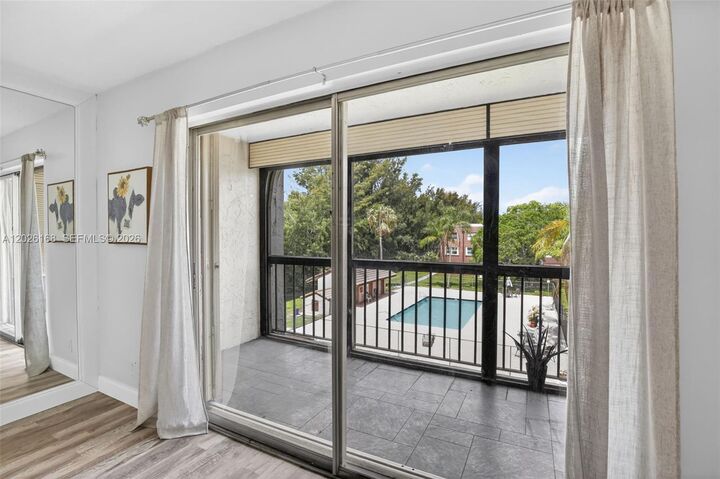 Property Photo: 7020 Nova Dr 308D FL 33317