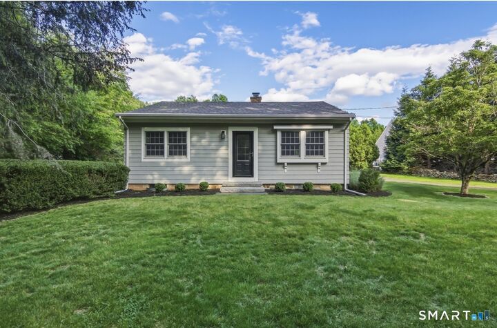 Property Photo:  1511 Little Meadow Road  CT 06437 