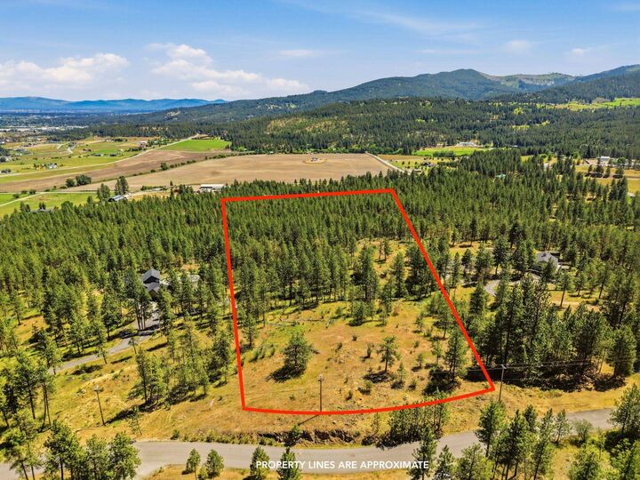 Property Photo:  Nka N Chase Ln  WA 99019 