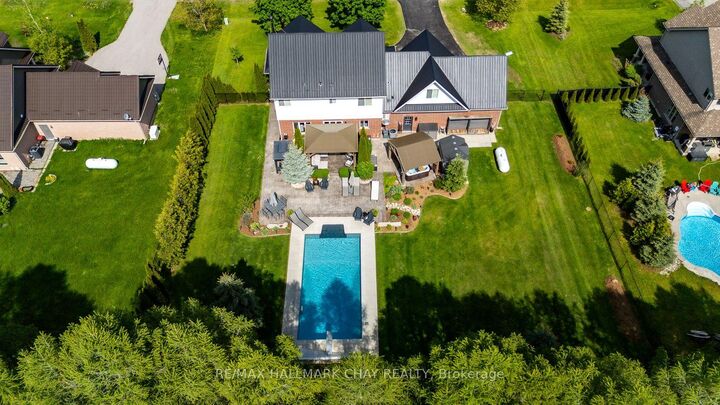 Property Photo: 23 Somerville Crescent ON L9V 3J2