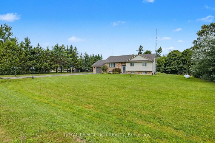 17 Deaken Drive — photo 1
